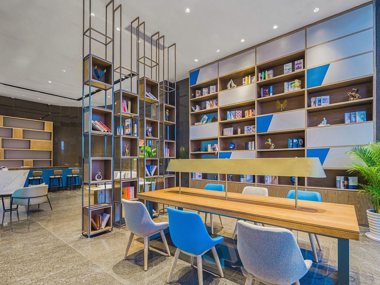 Kyriad Marvelous Hotel (Dongguan Huayang Lake University City Store) 43/52
