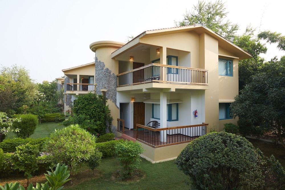Acorn Hideaway Resort and Spacorbett 4/50