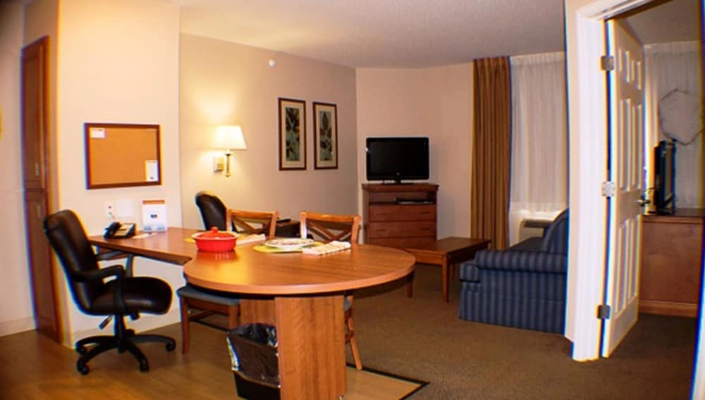 Candlewood Suites Greenville Nc 48/59