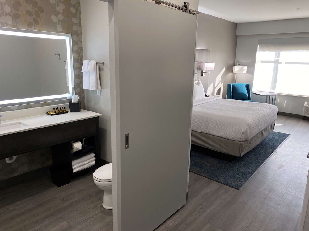 Executive Residency Antioch Inn 10/43
