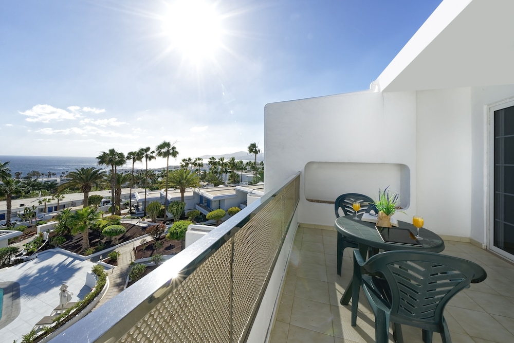 BLUESEA El Dorado Apartments 14/50