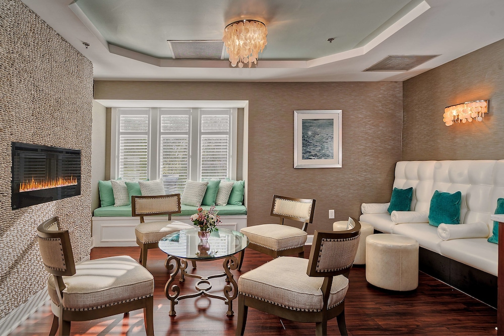 Waters Edge Resort Spa 28/50