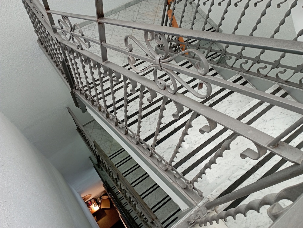 Hotel Moderno BCN in BARCELONA