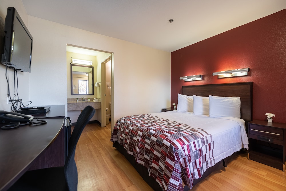 SUPERIOR, KING BED