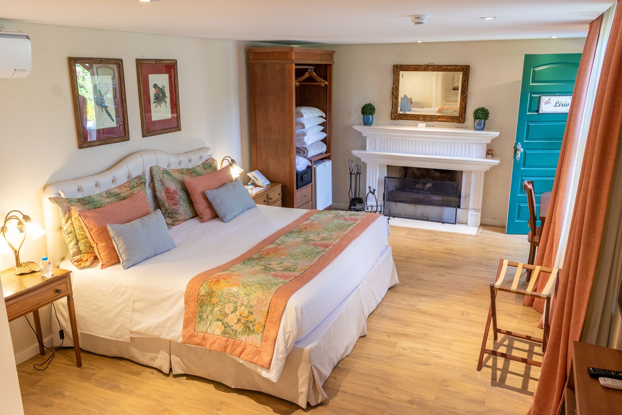 PREMIUM, SUITE, HOT TUB
