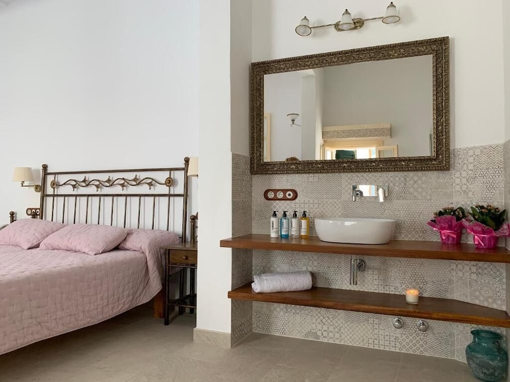 Seranova Luxury Hotel - Adults Only 28/50