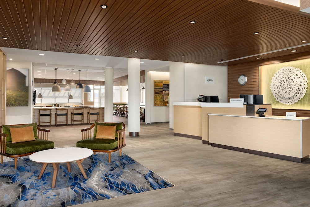 Fairfield Inn & Suites By Marriott Rockaway 4/28