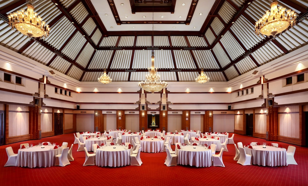 Discovery Kartika Plaza Hotel 184/199