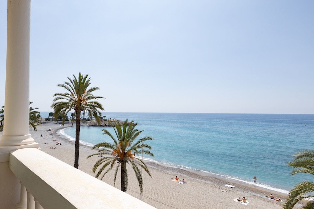 Hotel Vacances Bleues Le Balmoral 72/75