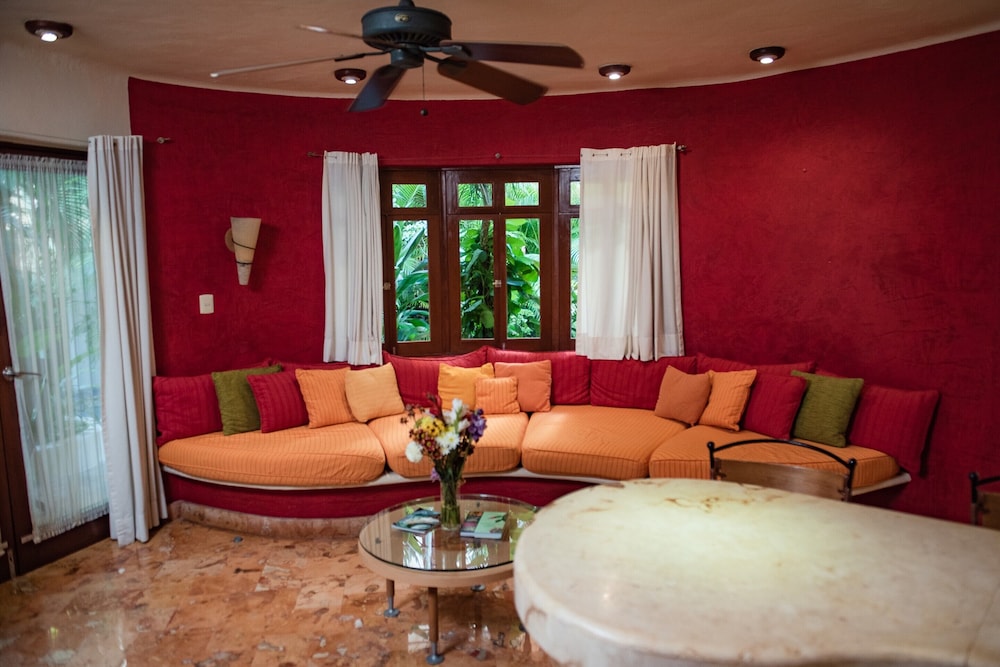 Villas Sacbe Condo Hotel 29/49