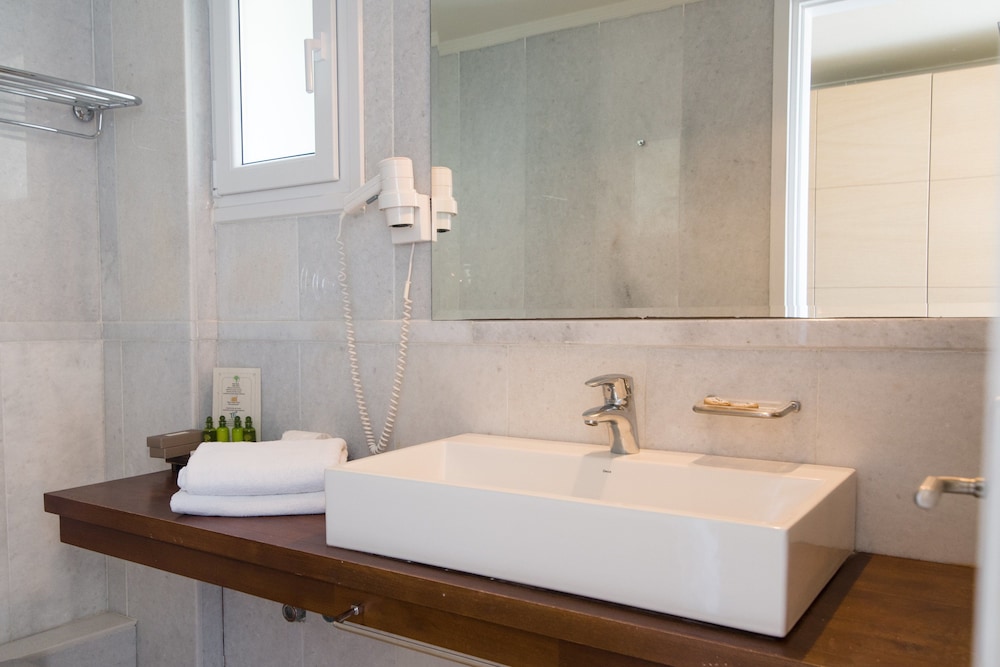 Antinea Suites and Spa 72/75