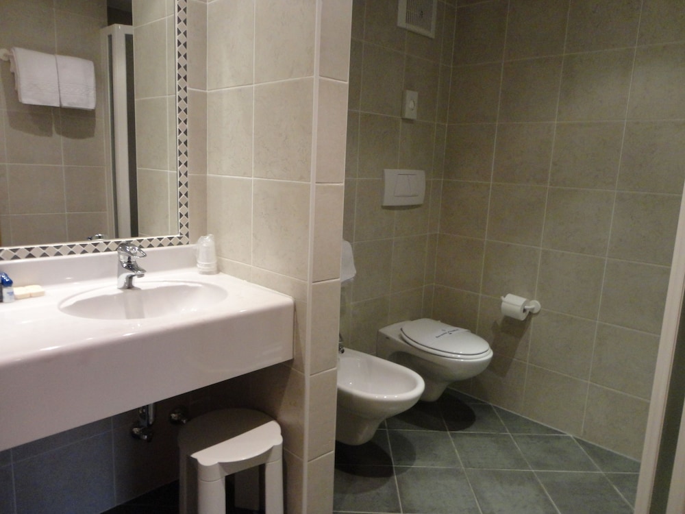 Hotel Antares 31/70