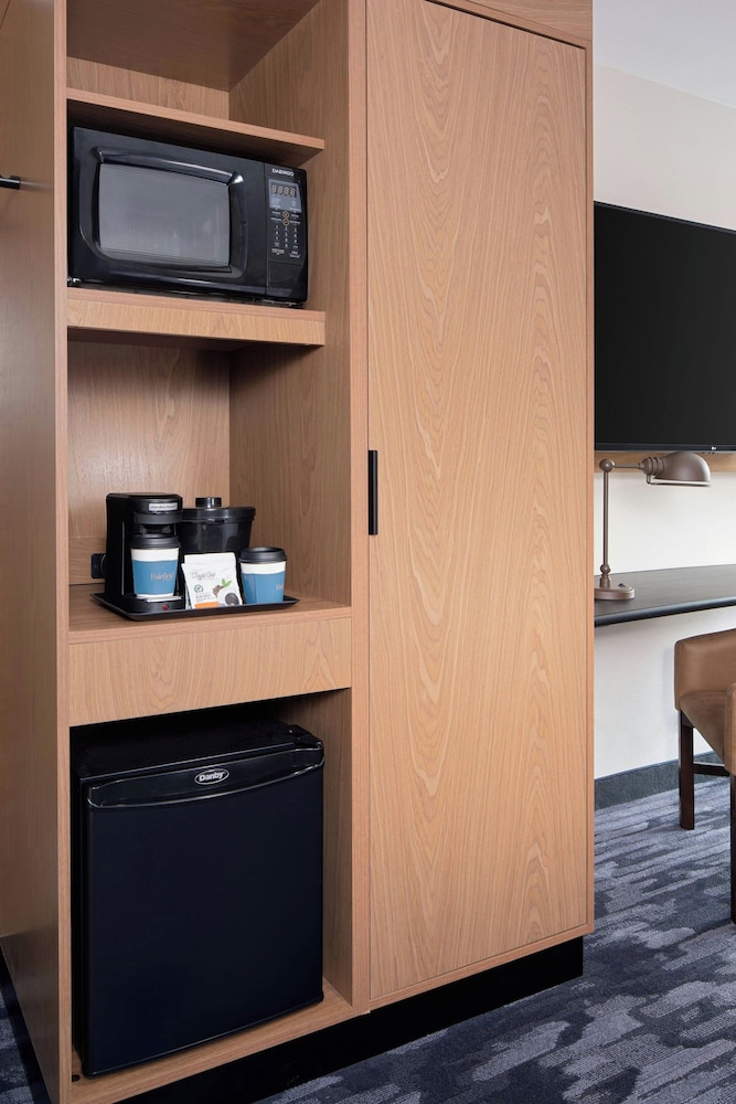 Fairfield Inn & Suites by Marriott Atlantic City Absecon 35/42