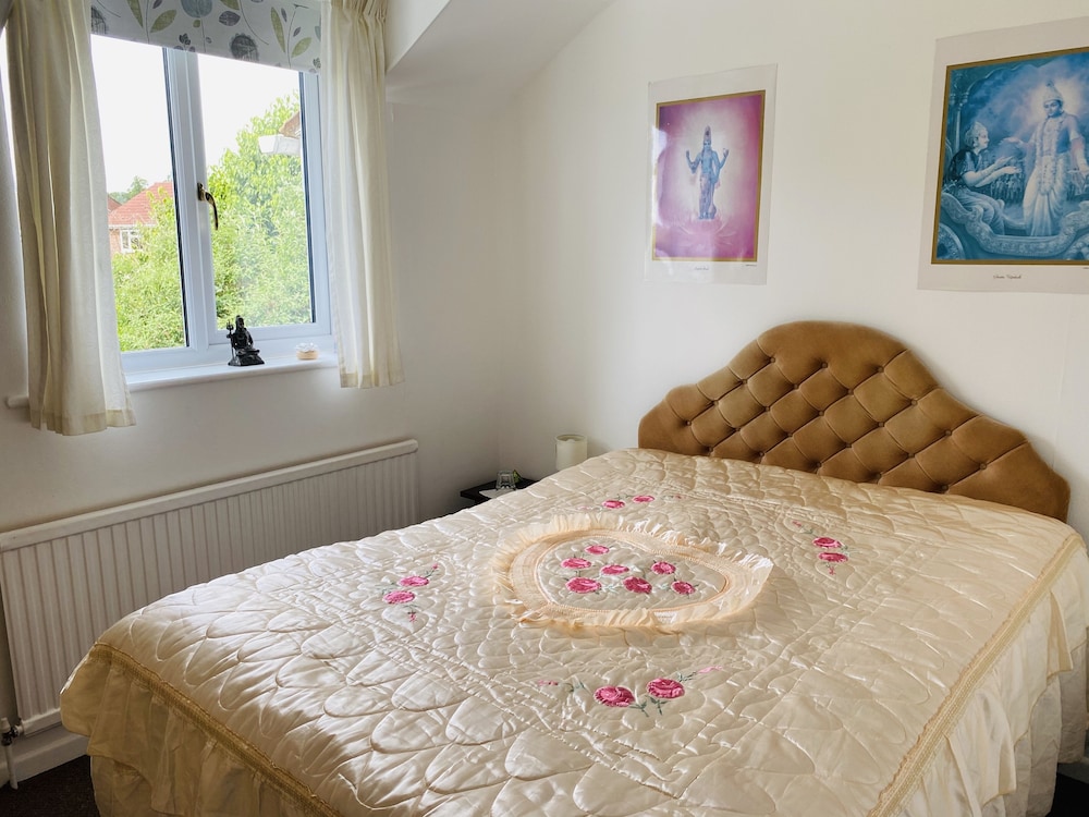 Camelot Retreat 7/40