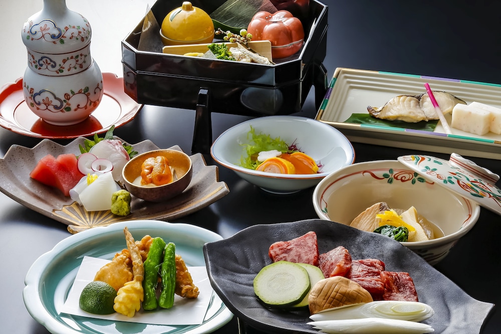 Biwako Hotel 38/50