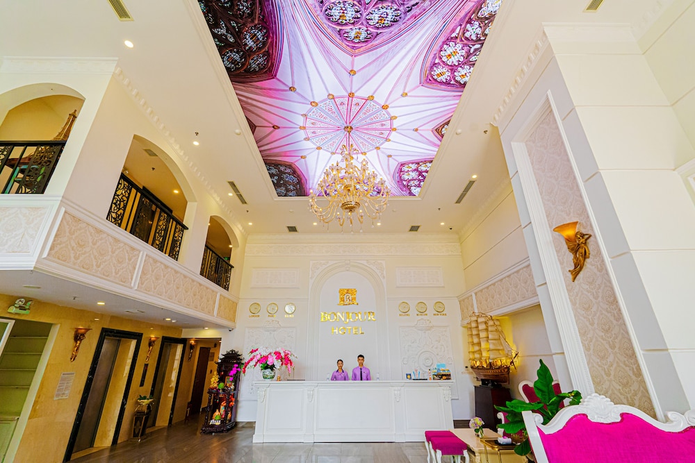 Bonjour Nha Trang Hotel 7/50