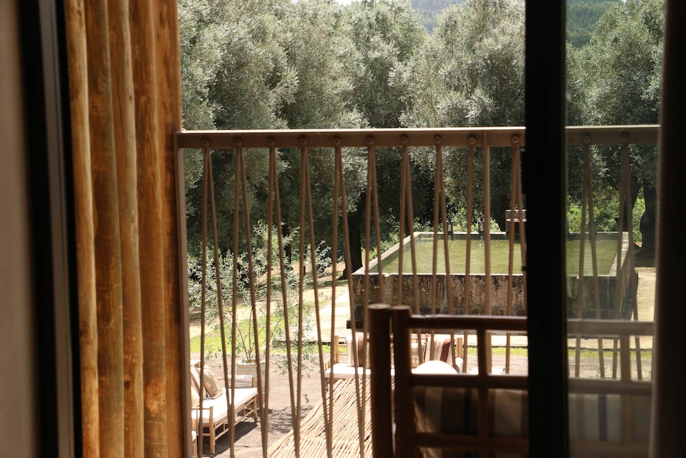 Terra Rosa Country House & Vineyards 48/50