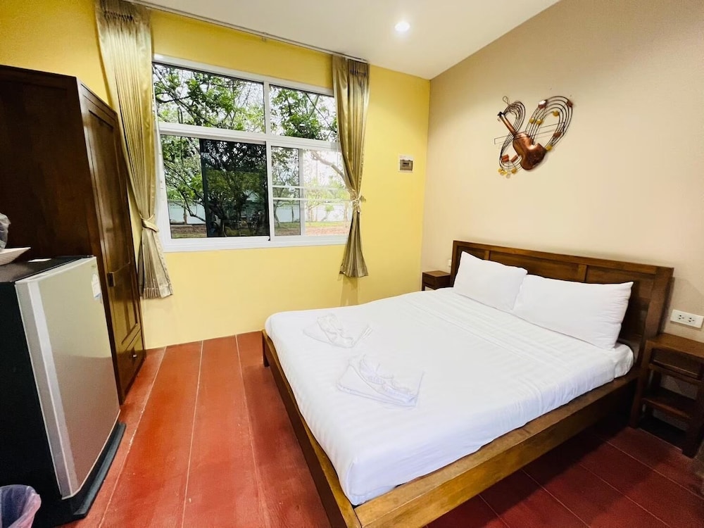 Baan Suan Khun Yaiy Nakhon Nayok 15/71