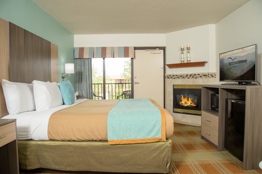 Pigeon River Inn 50/65