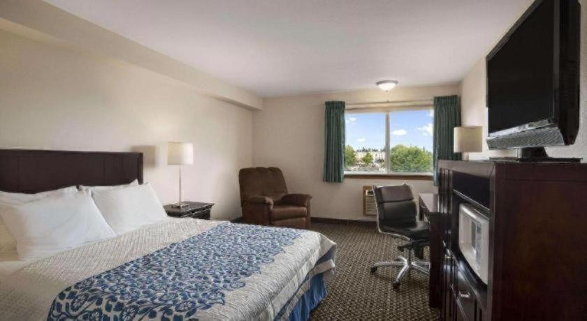 Days Inn Lacey Olympia Area 5/19