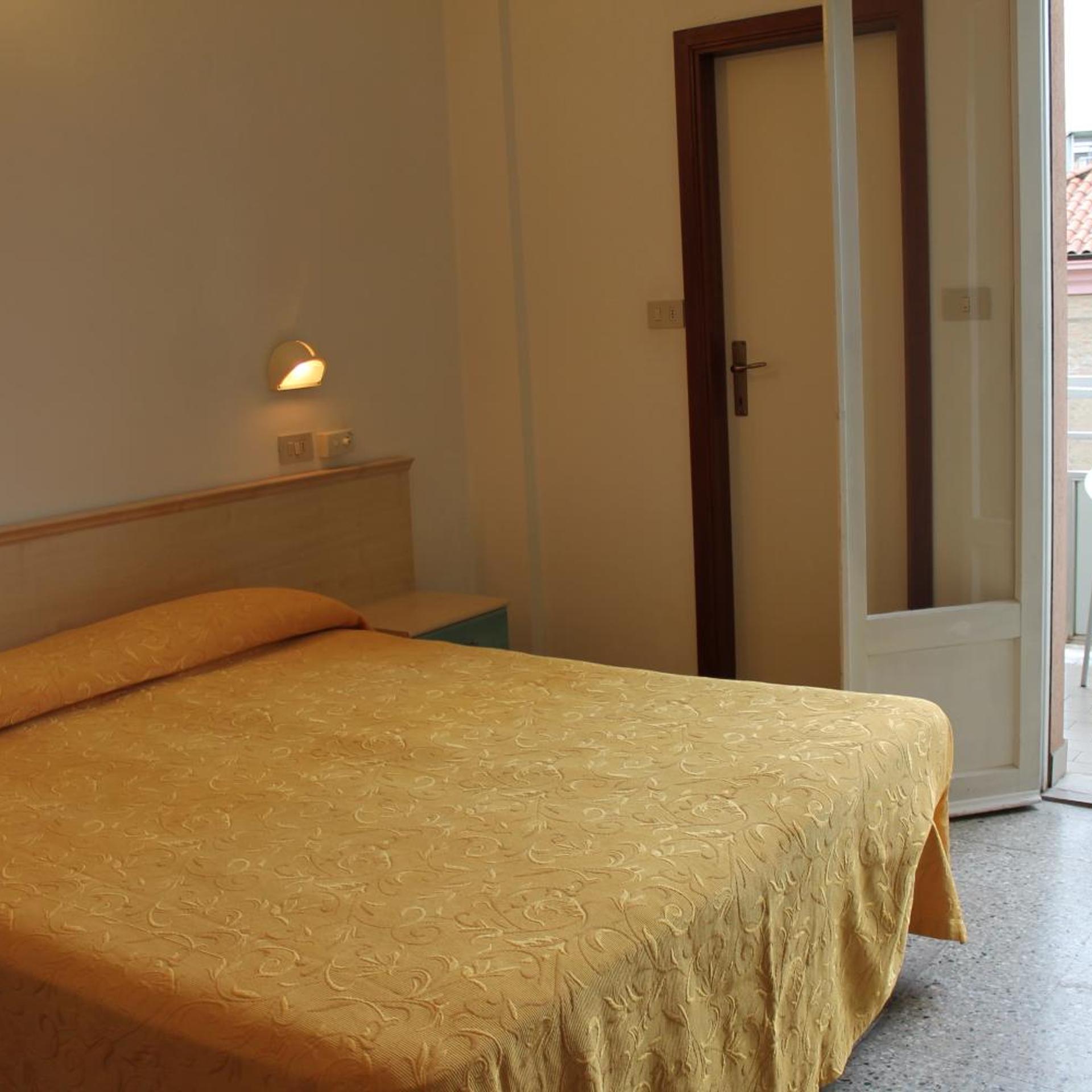 غرفة بسرير مزدوج أو سريرين منفصلين، Hotel Madrid 4/5