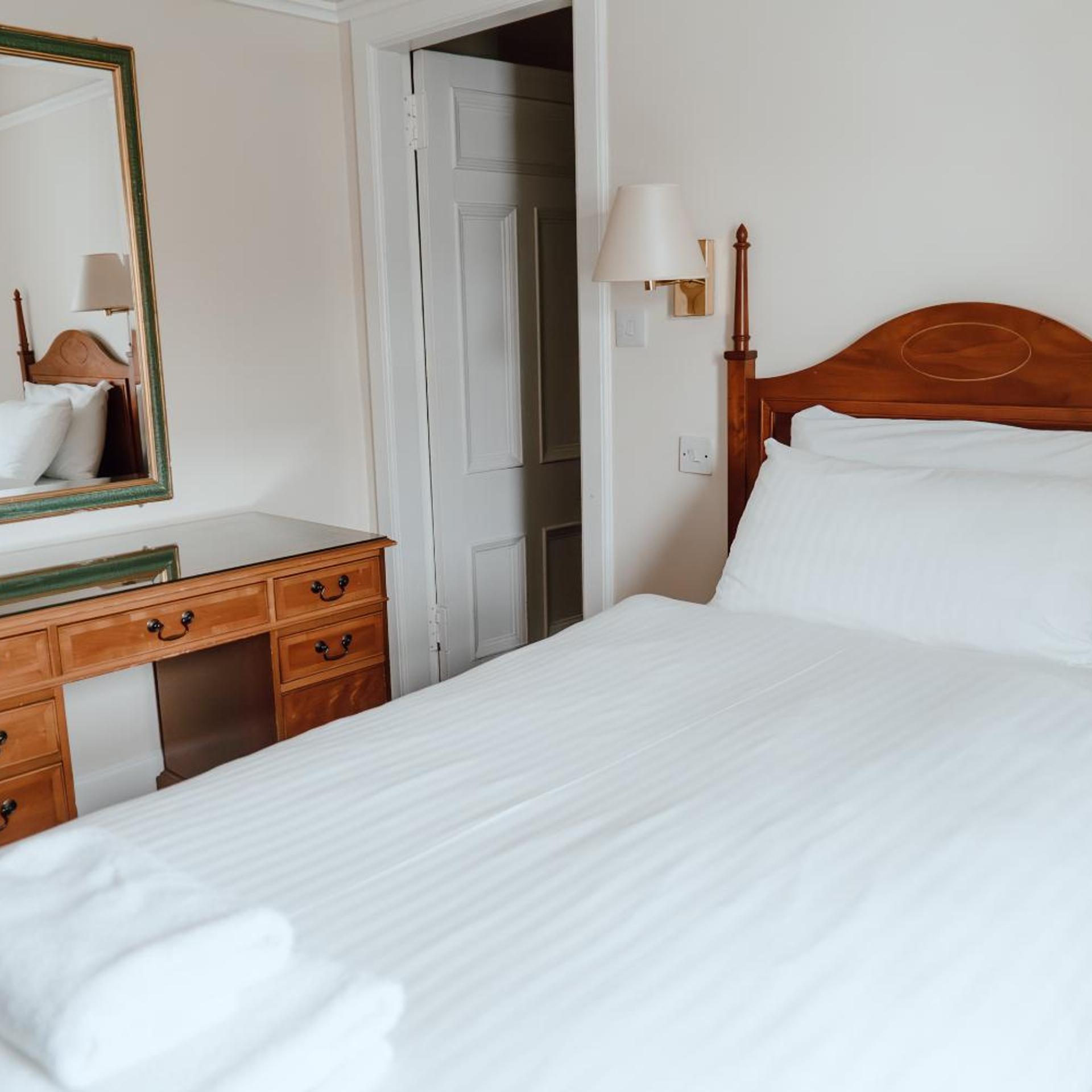 Room, Single