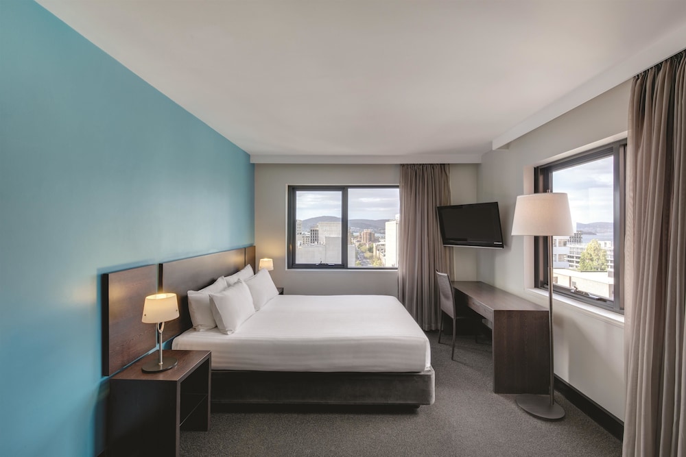 TRAVELODGE HOBART 27/70