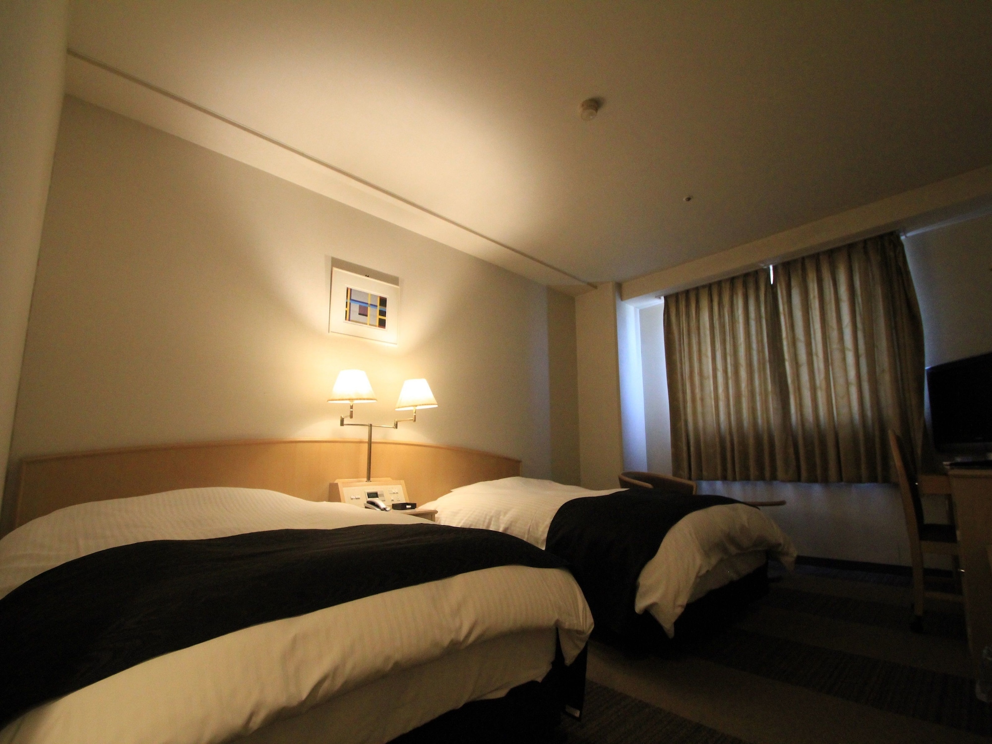 STANDARD, TWIN BEDS, SMOKING