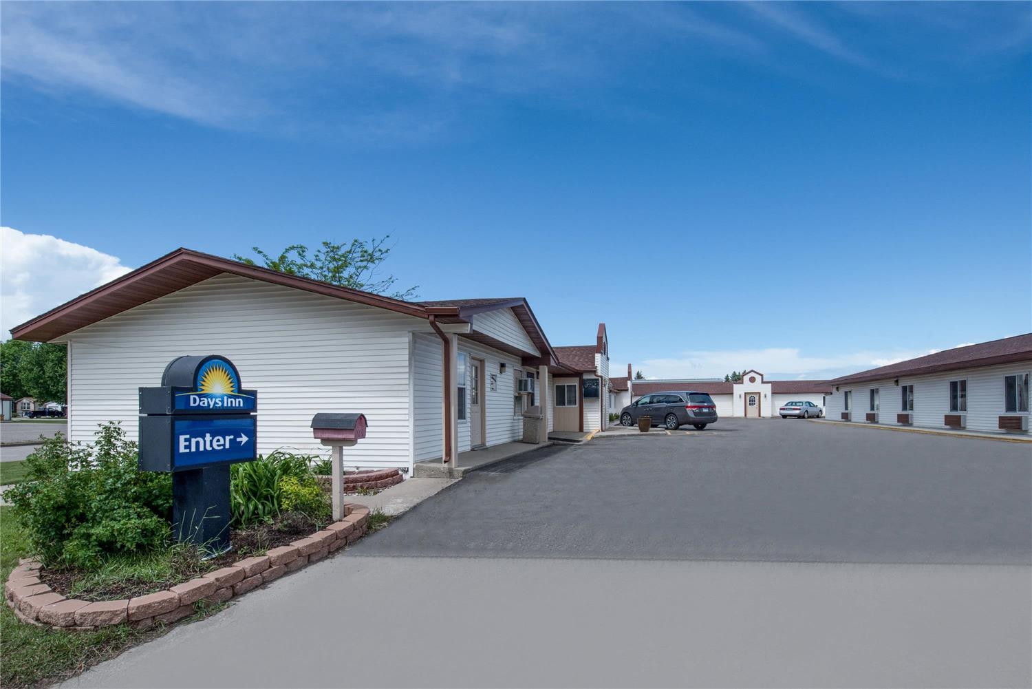 Days Inn by Wyndham Jamestown 5/37