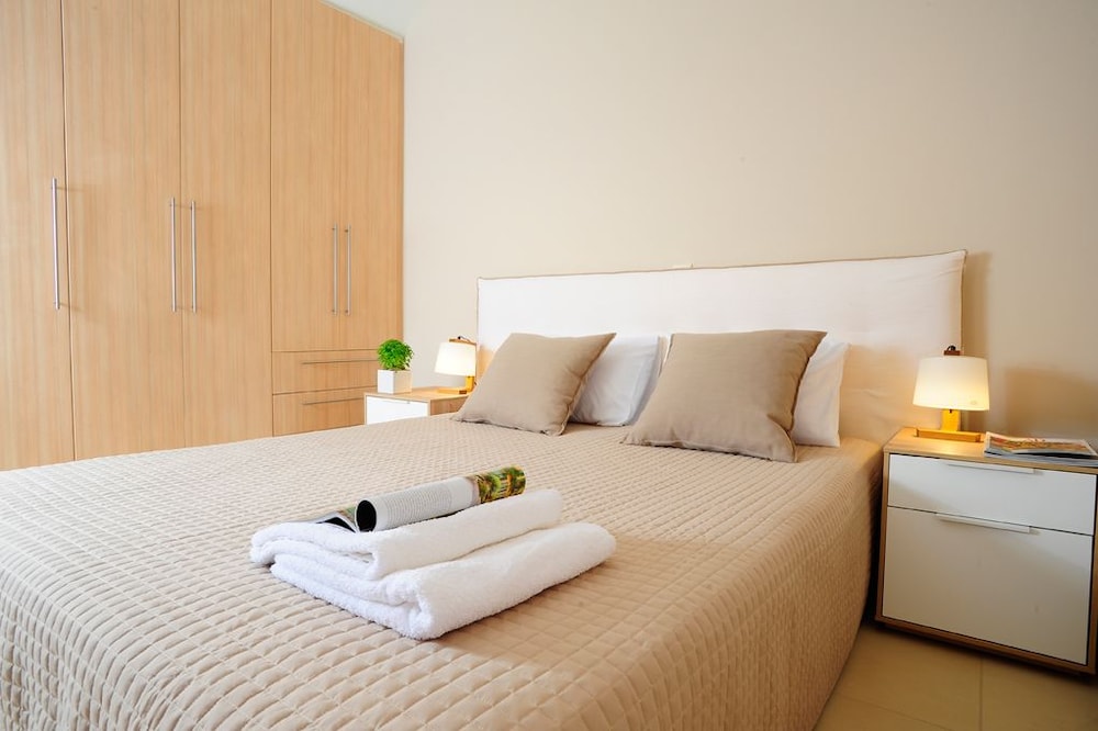 Plakias Cretan Resorts 24/65