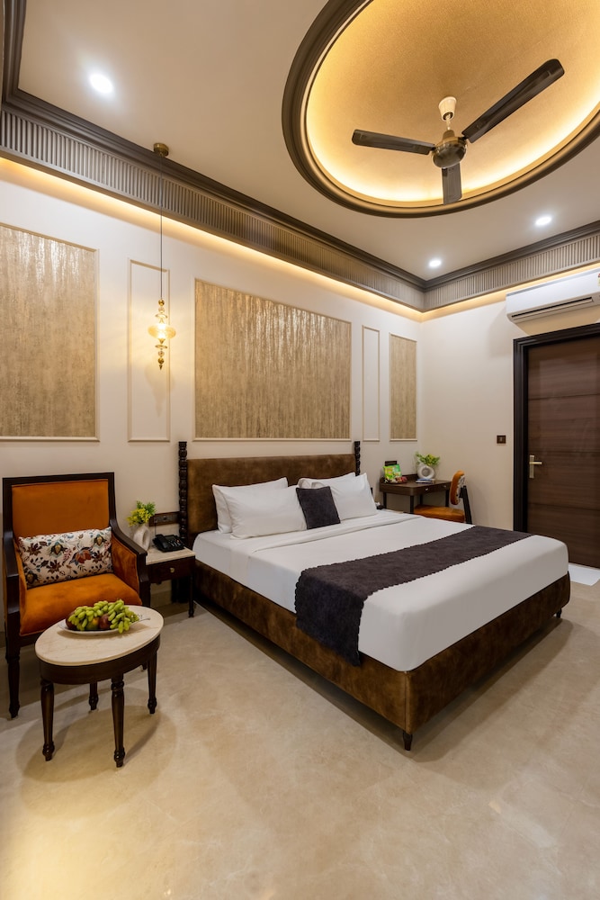 Saltstayz Autograph Connaught Place 29/58