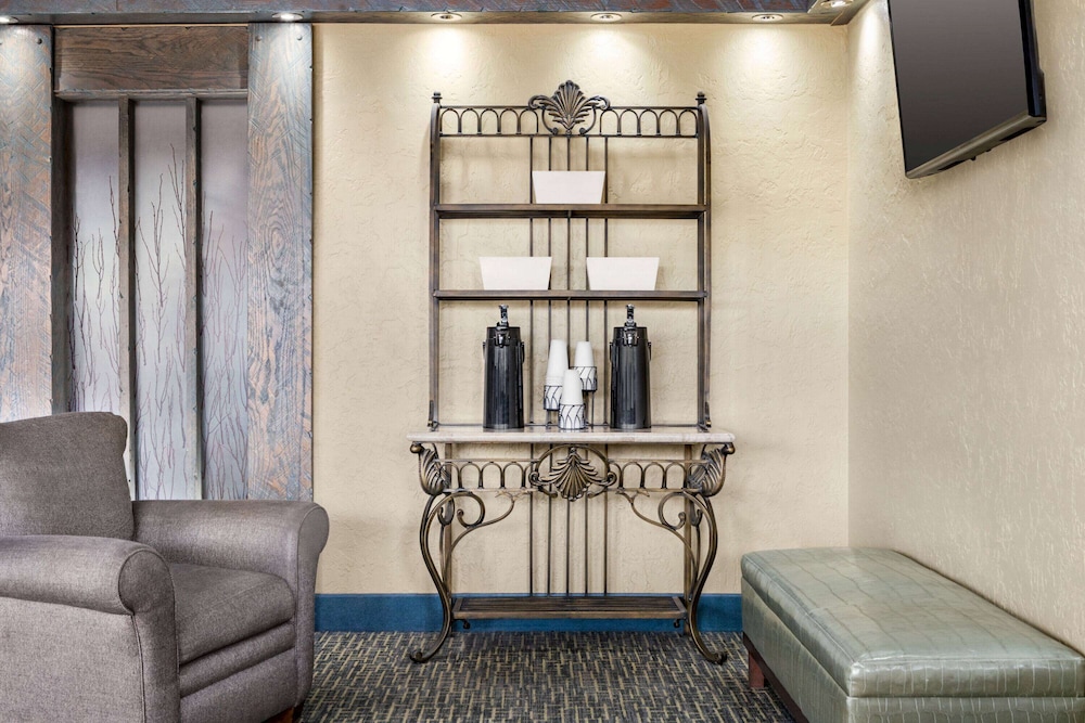 Travelodge by Wyndham Coffeyville 35/48
