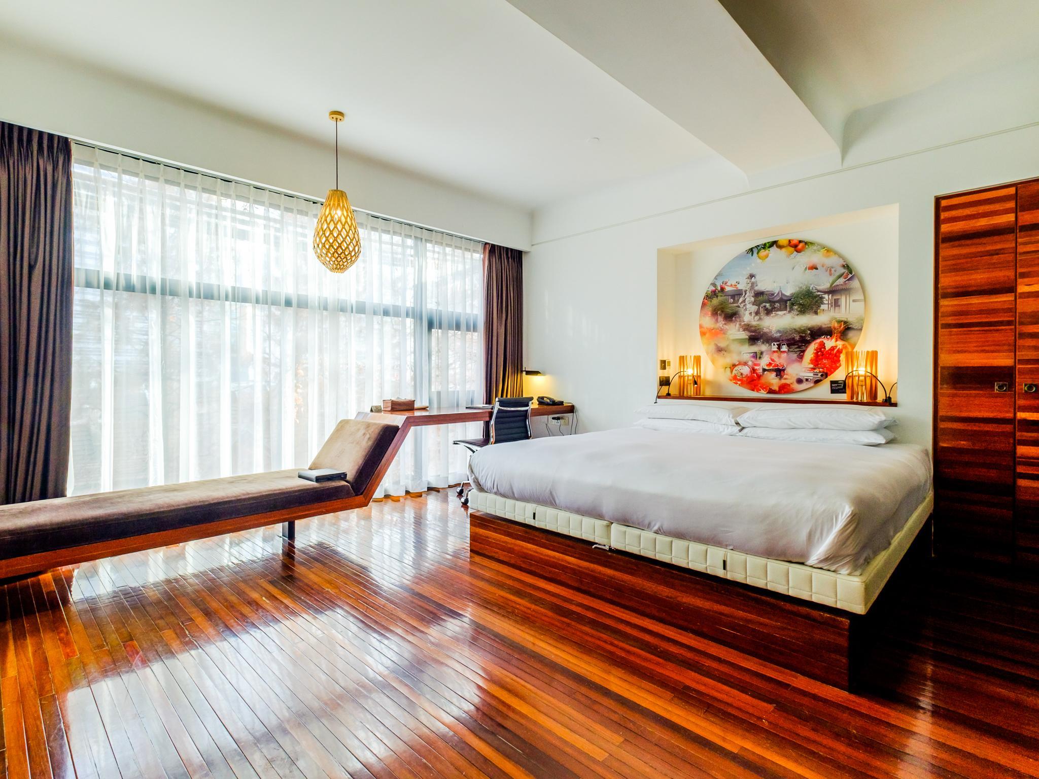 Penthouse Suite