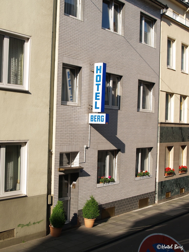 Hotel Berg 1/29