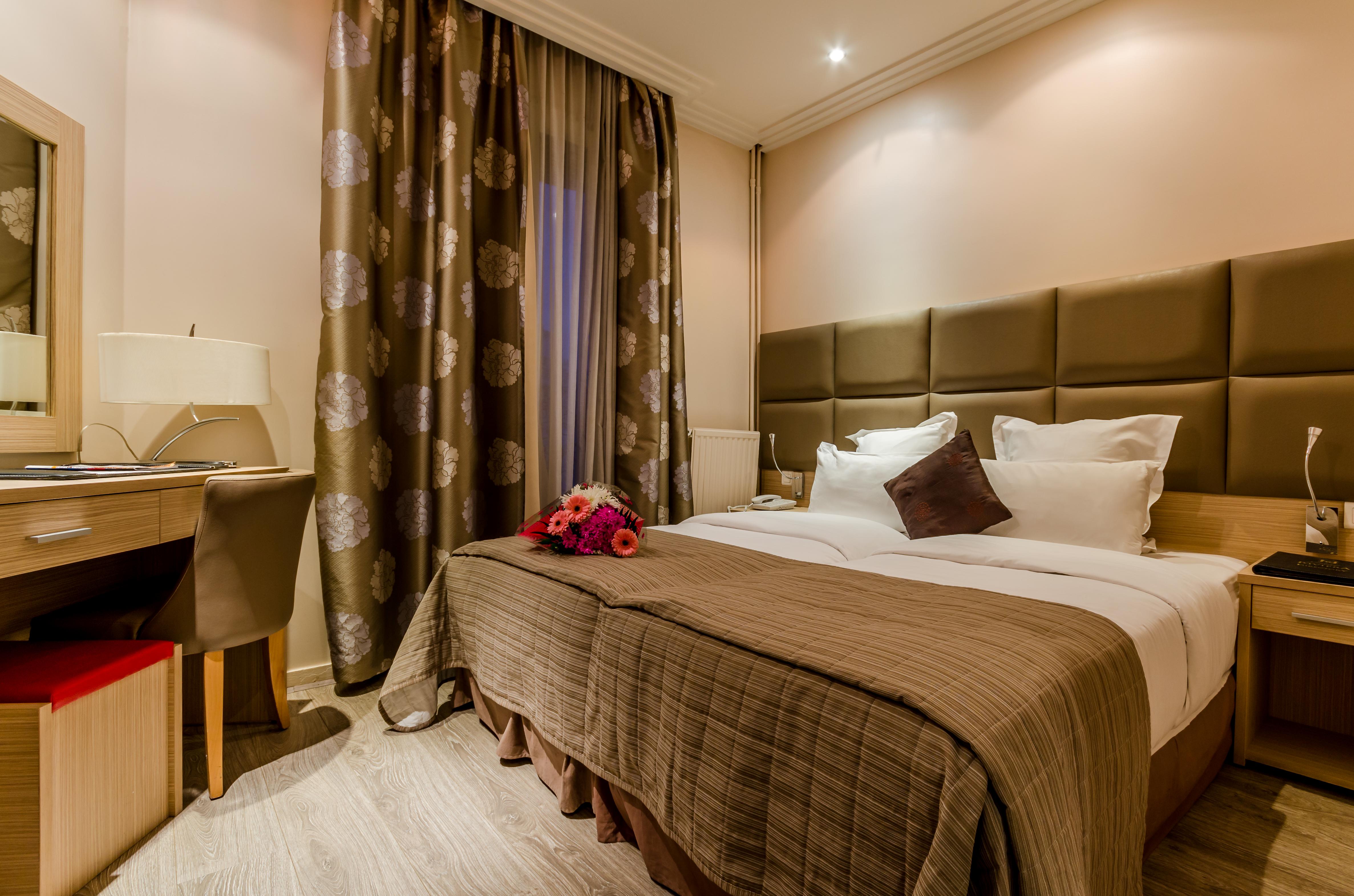 STANDARD, TWIN BEDS