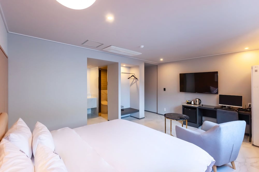 Browndot Hotel Sasang Renecite 18/50