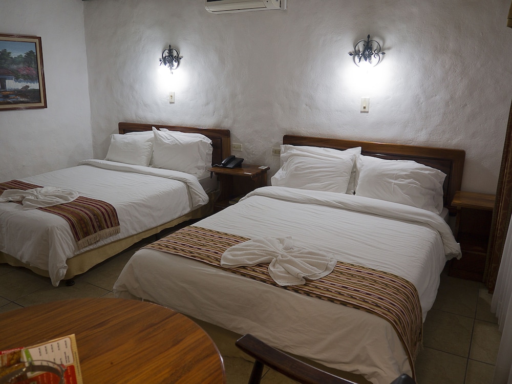 Hotel Aeropuerto 9/50