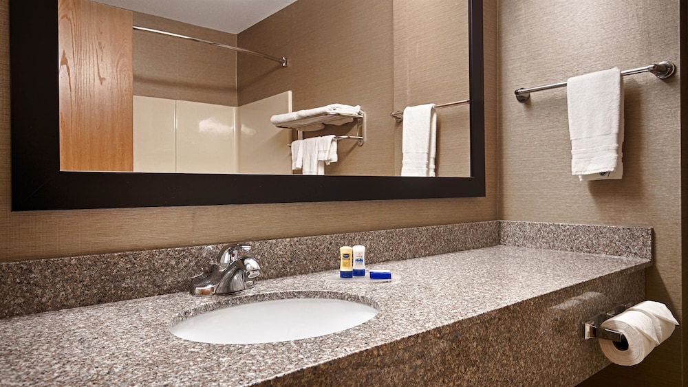 Best Western Pontiac Inn 11/26