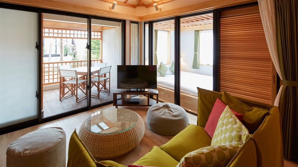 Allamanda Imgya Coral Village 28/50