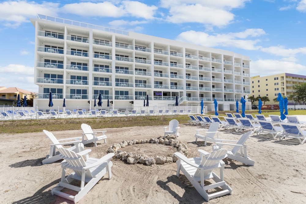 Treasure Island Ocean Club 37/50