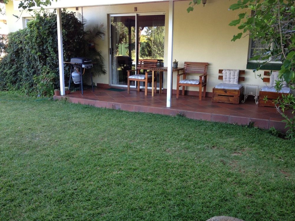 The Nook B&B 23/40
