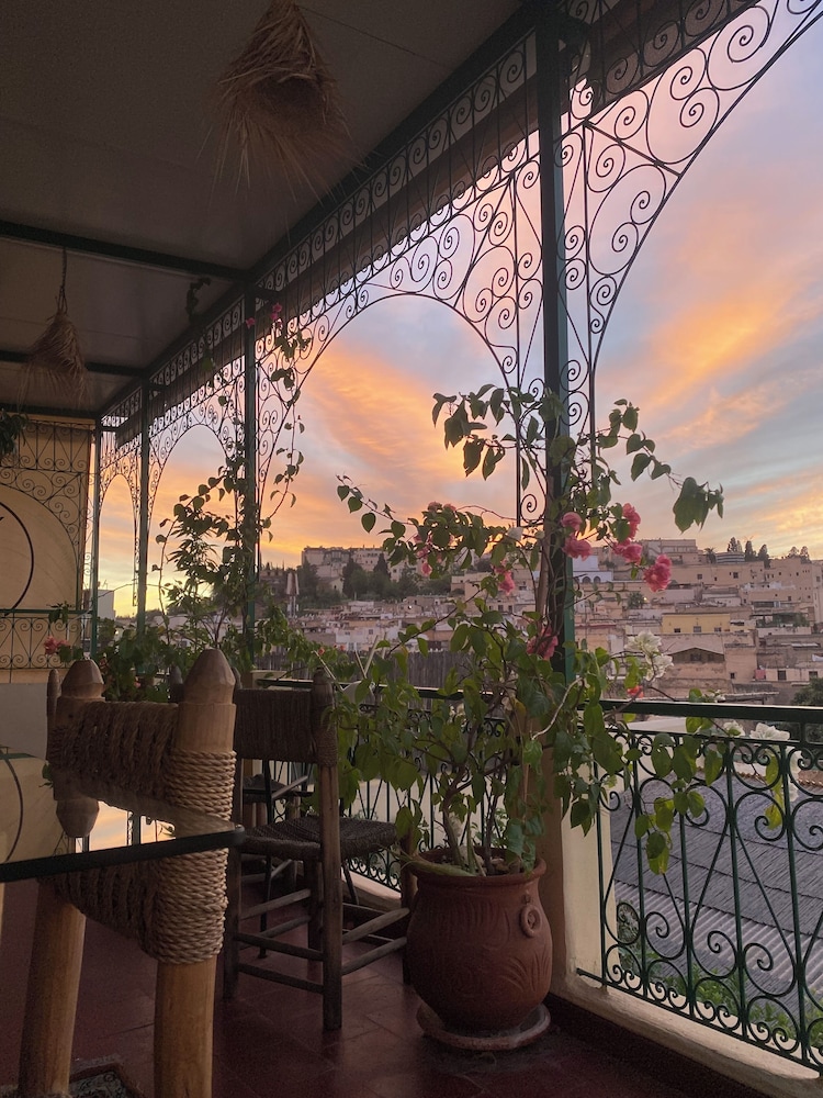 Riad Taj Salma 50/68