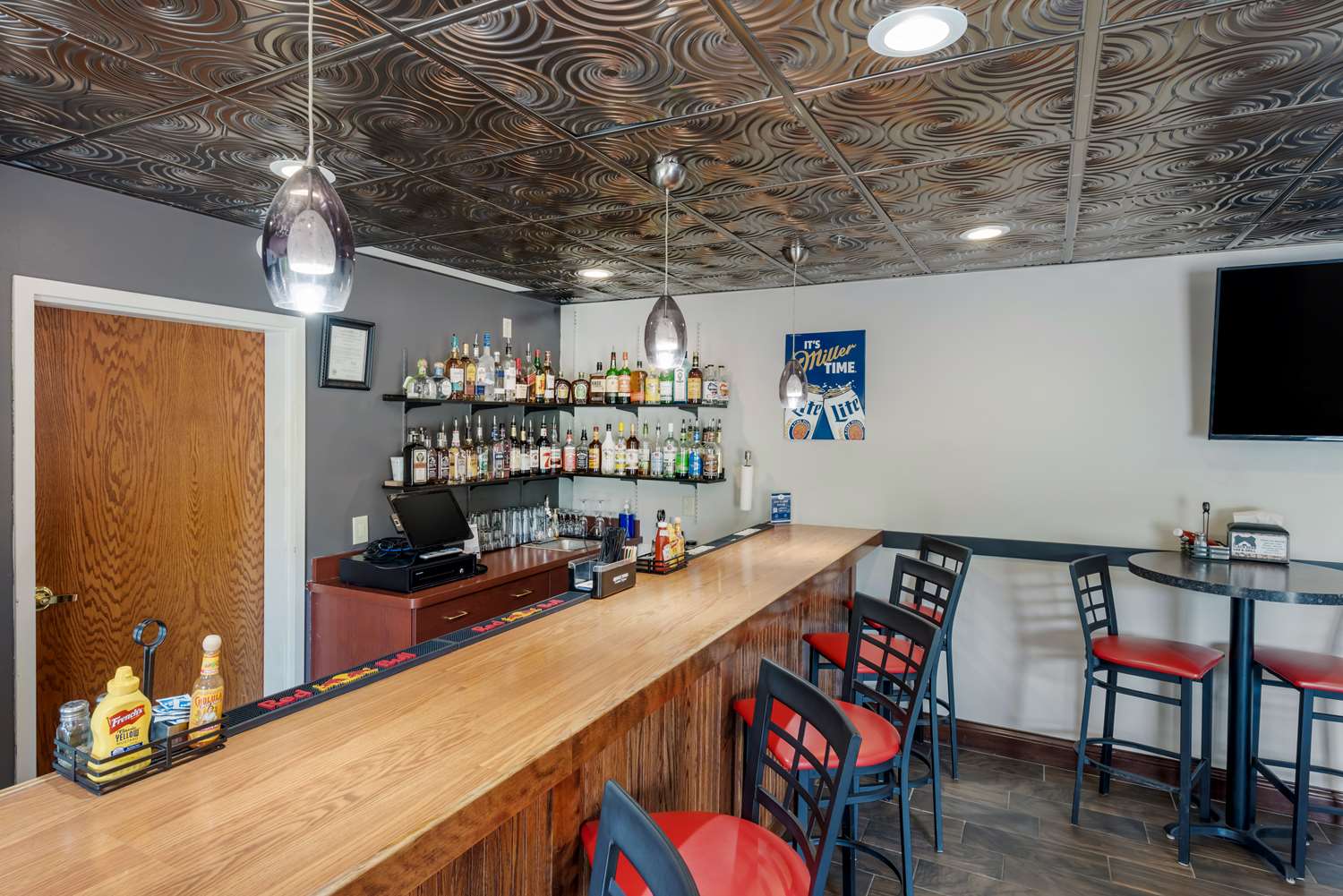 Best Western Plus Eau Claire Conference Center 50/62