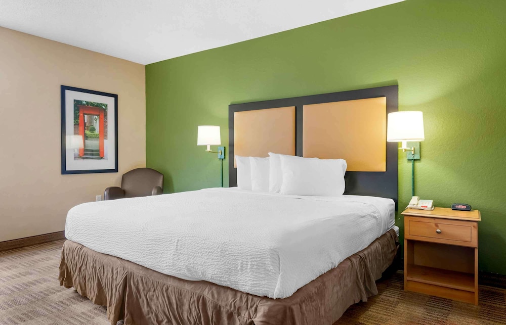 Extended Stay America Select Suites Orlando Southpark 20/56