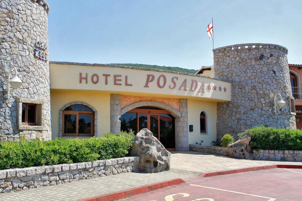 Club Esse Posada Beach Resort 1/35
