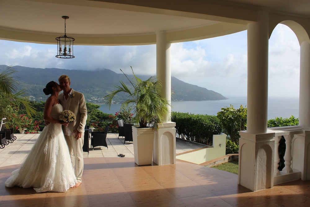 Petit Amour Villa 8/50