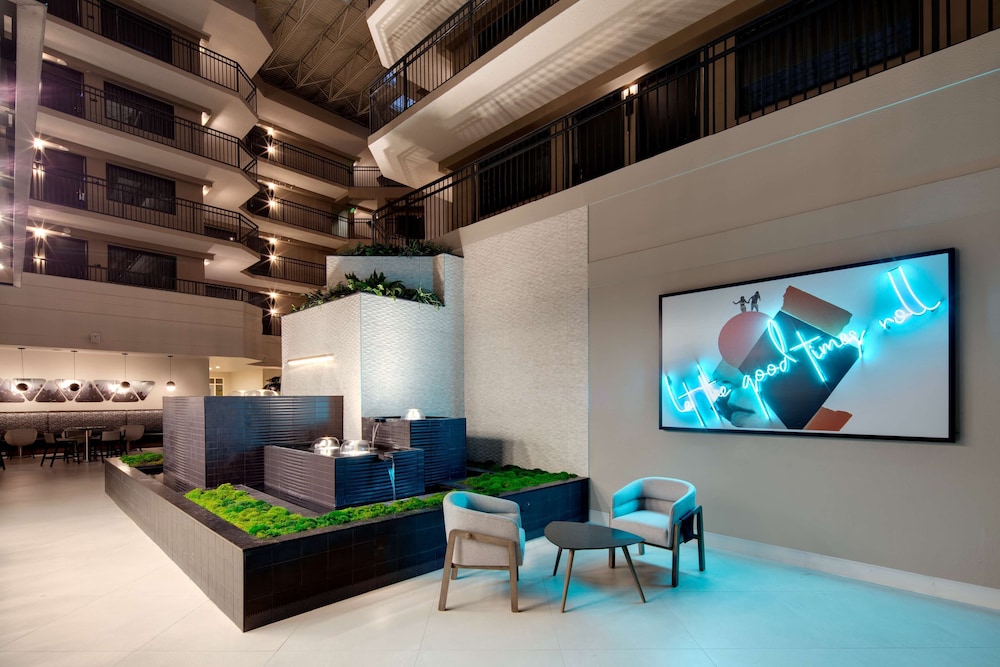 Embassy Suites by Hilton San Rafael at Marin Center 35/64