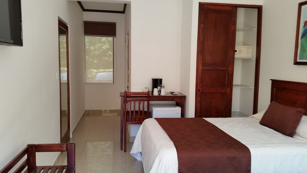 Hotel Arenas Punta Leona 13/66