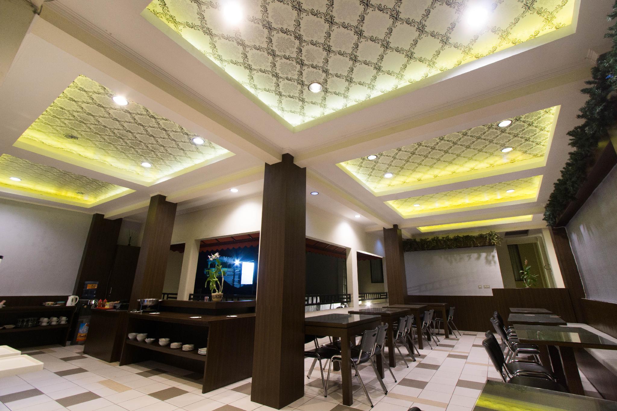 Amory Boutique Sumedang 14/17