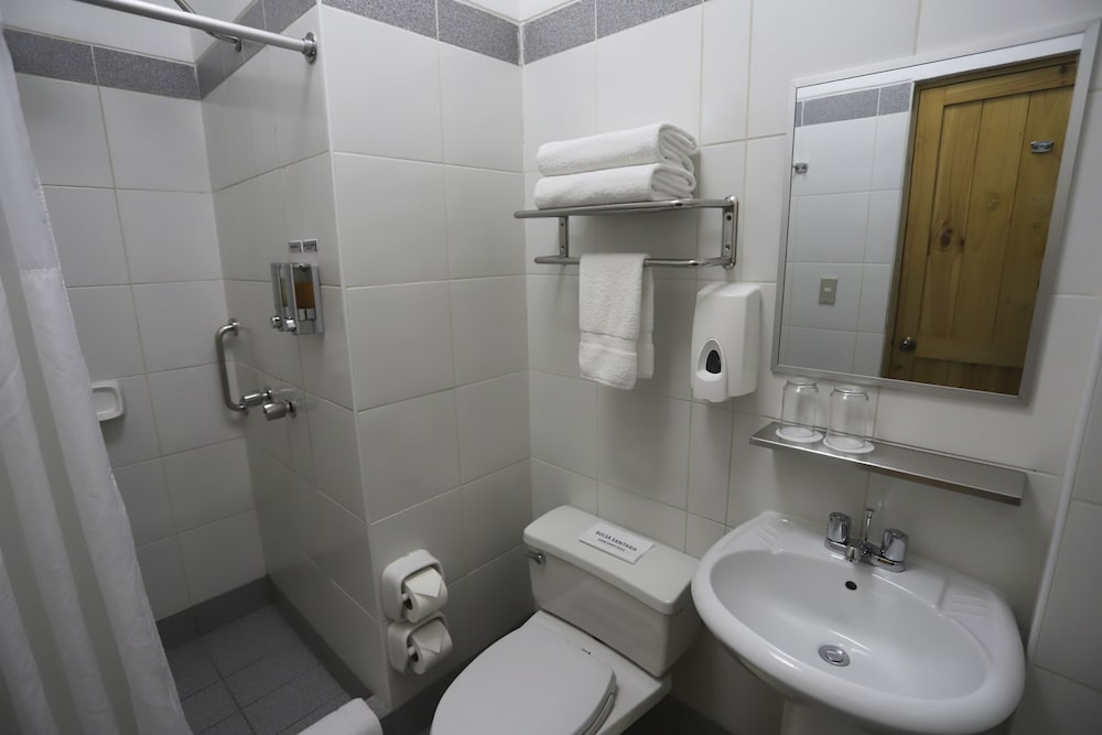 CASA ANDINA STANDARD PUNO 21/81